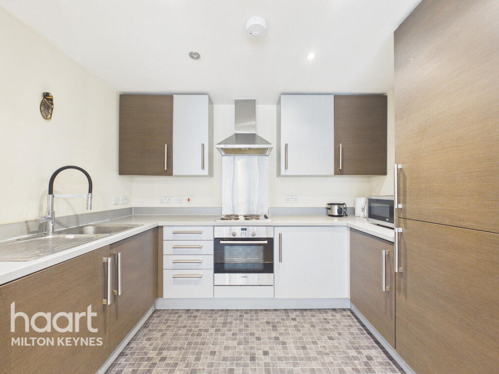 1-bed flat on South Row, Milton Keynes, £170,000