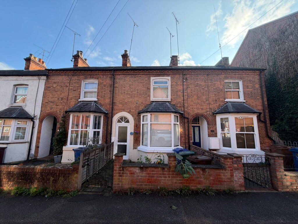 Main image of property: Britannia Road, Banbury, OX16 5DW