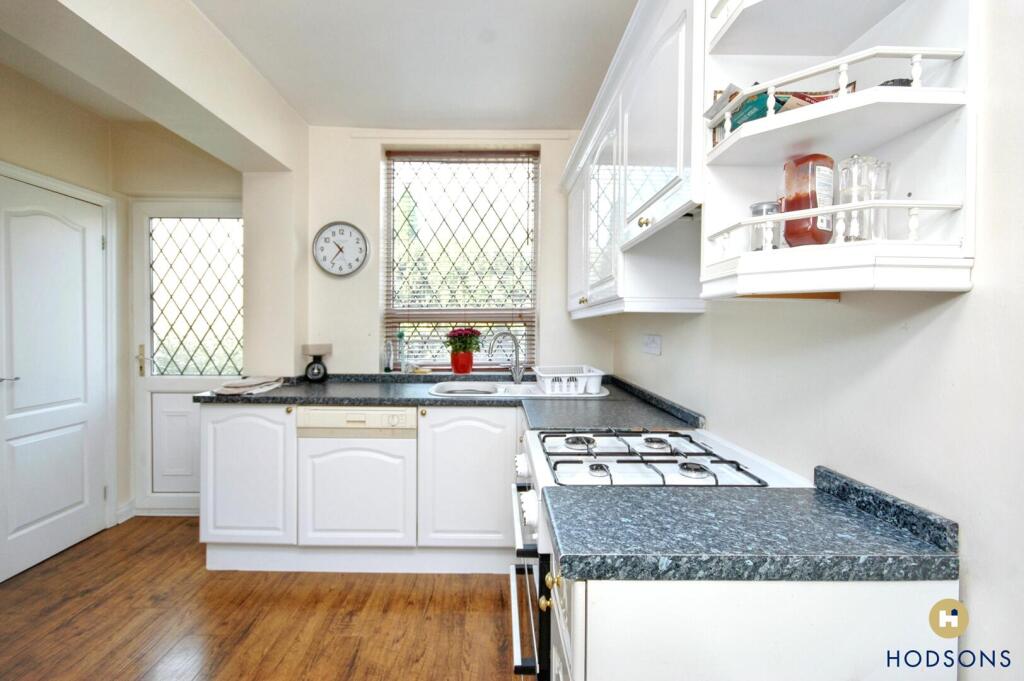 House in Wakefield - View 5