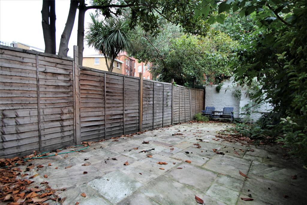 Flat A, Vernon Street, Hammersmith And Fulham, London photo 2