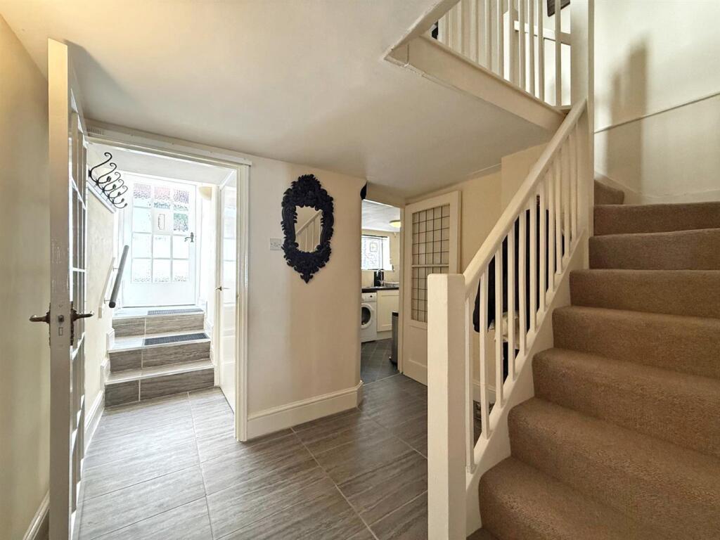House in Shrewsbury, Frankwell - More