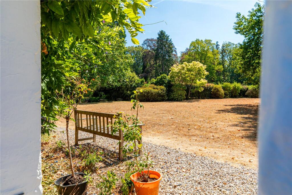 House in Reading - View 5