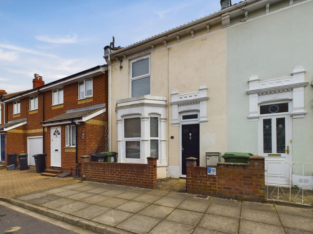 Main image of property: Fordingbridge Road, Southsea, PO4 9JW