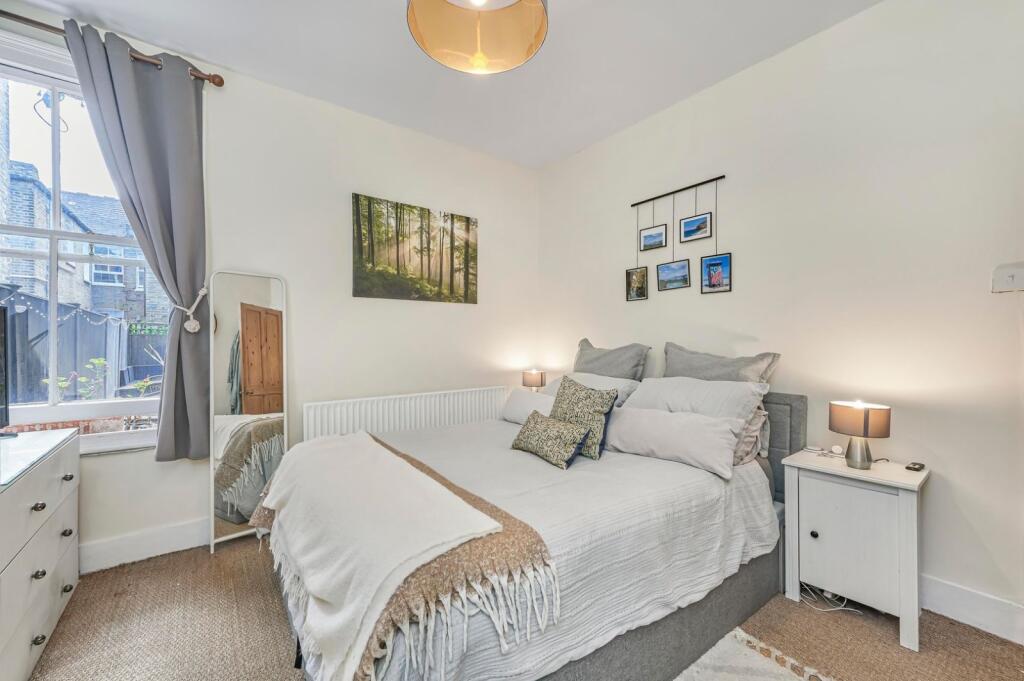 Apartment in London, Earlsfield - View 5