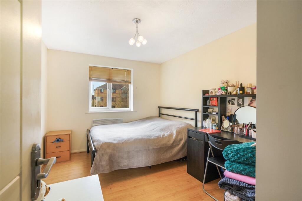 Apartment in London - View 5