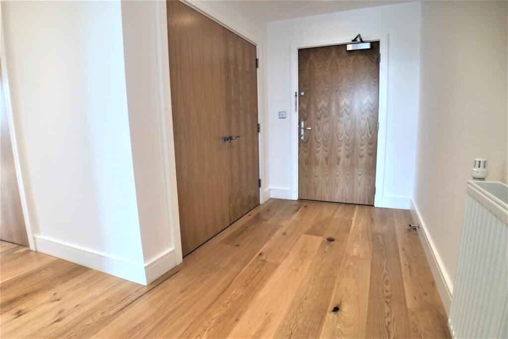 Apartment in London - View 2