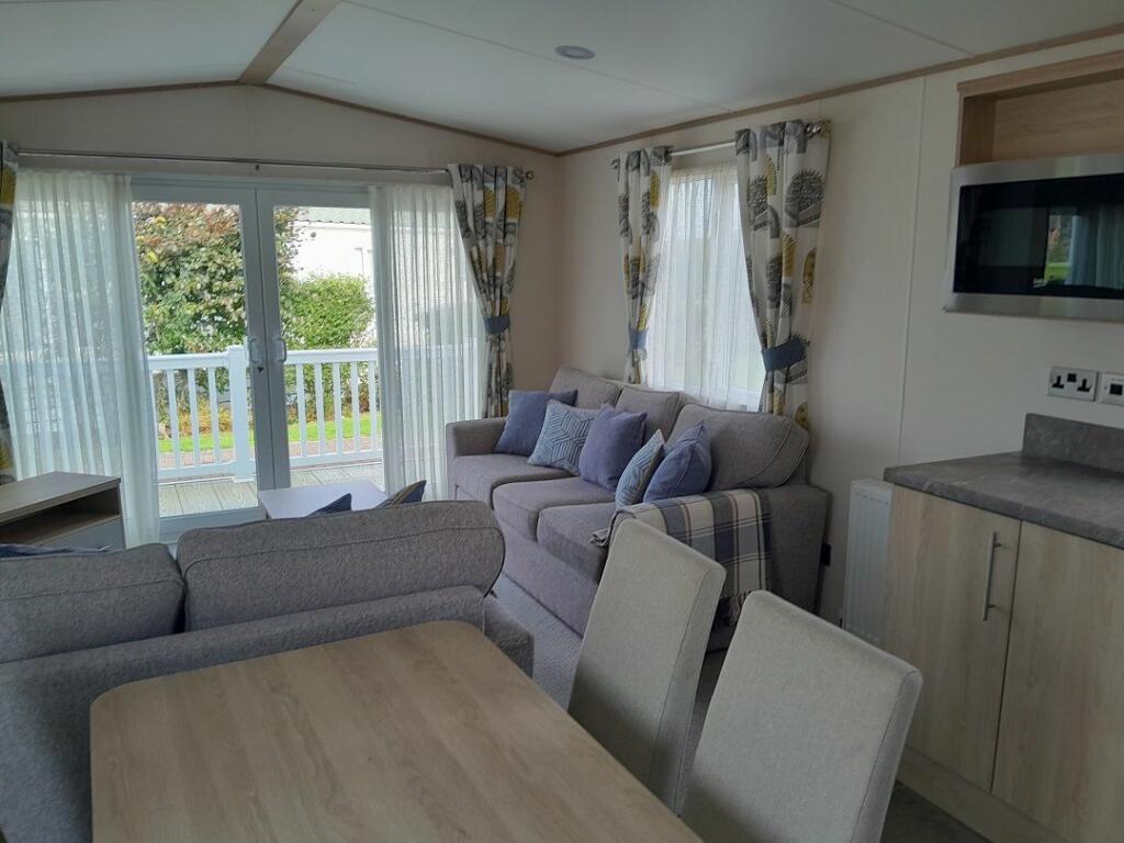 2-bed caravan on Preesall, Lancashire, FY6 0RB, £74,995