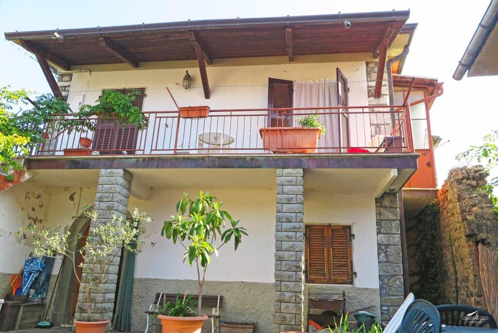 Main image of property: Tuscany, Lunigiana, Comano