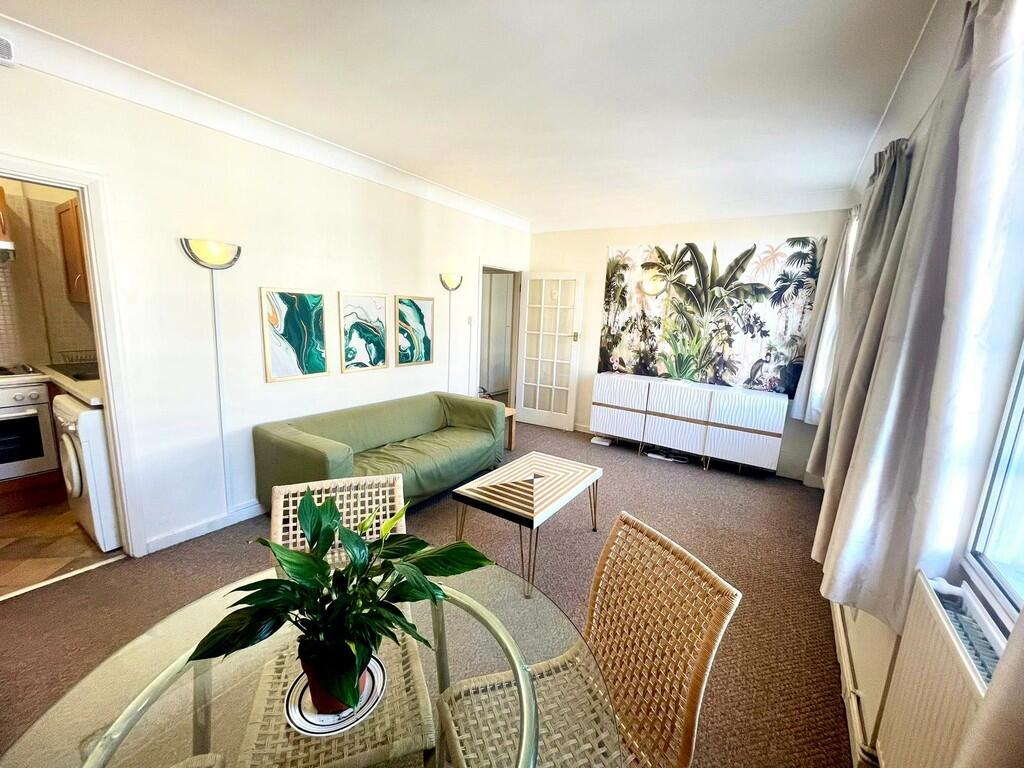 1 bedroom flat for rent