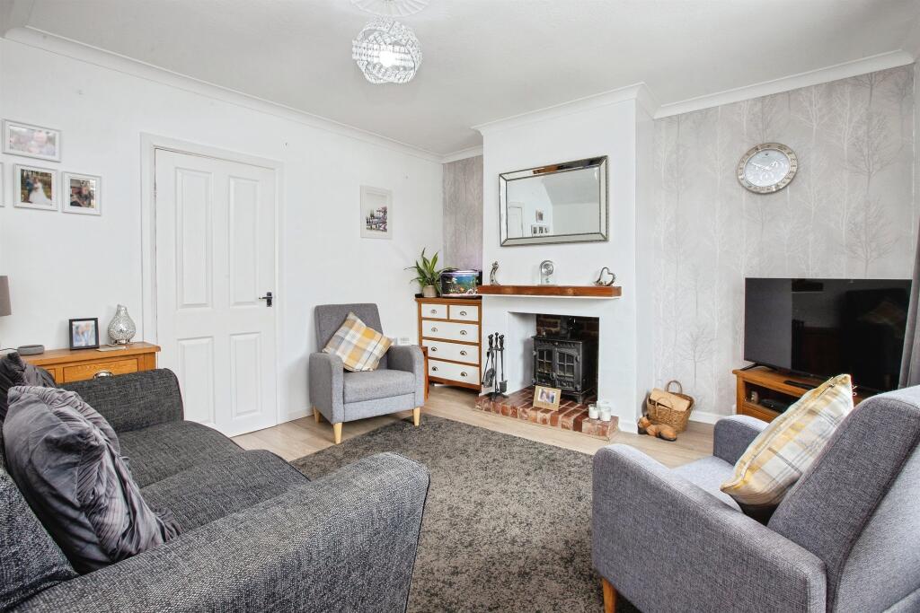 House in Nottingham, Pinxton - View 4