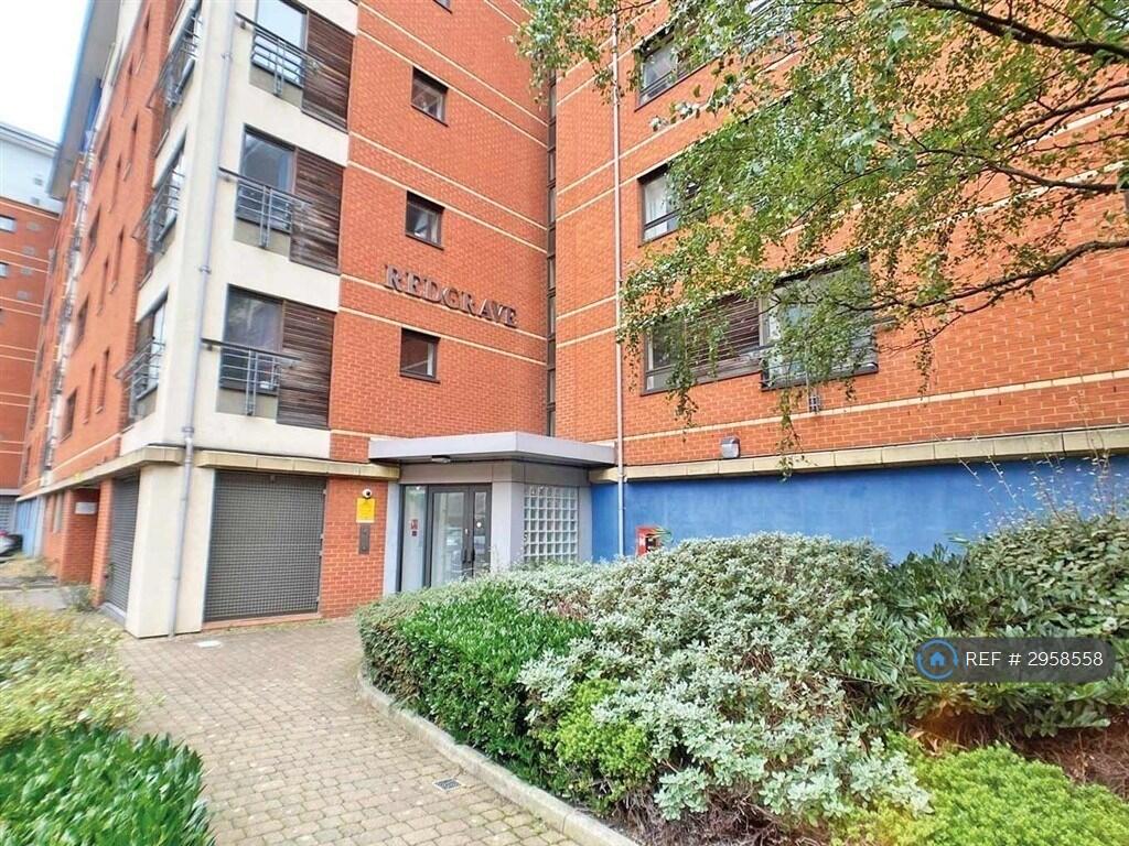 Apartment in Sheffield - View 5