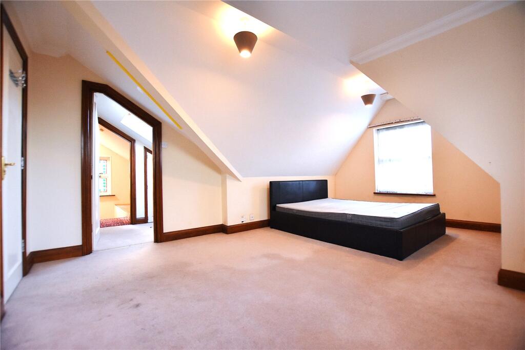 Main image of property: Dunheved Road North, Thornton Heath, CR7