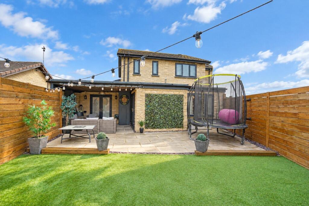 House in Rotherham, South Yorkshire - View 4