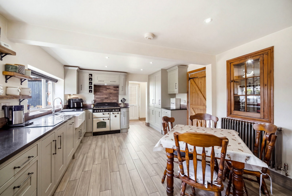 Brick Kiln Croft, Moat Lane, Newborough. photo 4