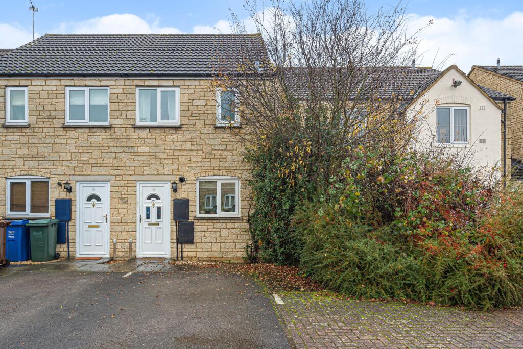 Main image of property: Avocet Way, Bicester, OX26
