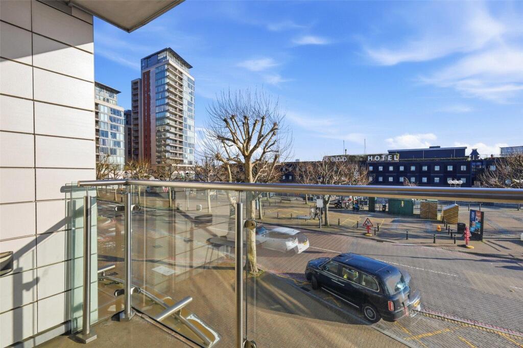 Apartment in London - More