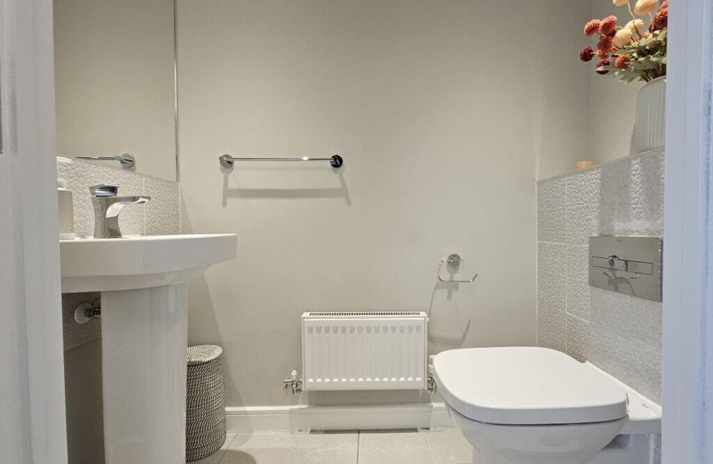 House in Bolton, Horwich - More