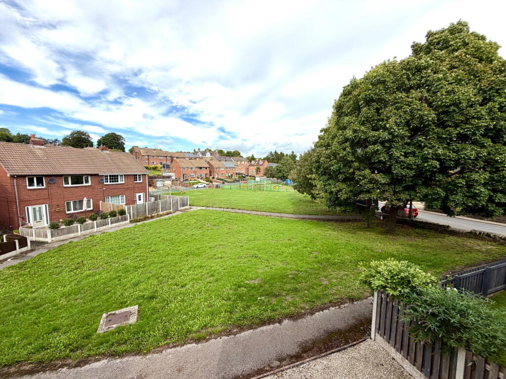 House in Sheffield - View 4
