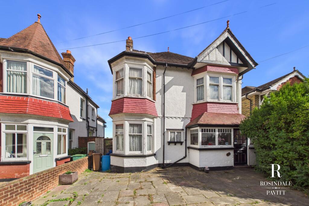Main image of property: Park Hill, Carshalton Beeches, SM5