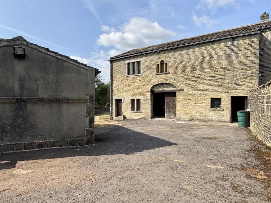 Lane Head Farm, Ambler Thorn, Queensbury - View 2