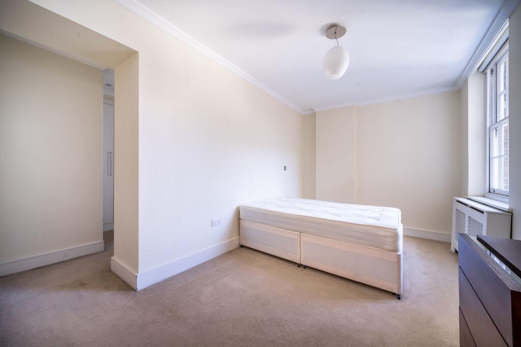 Apartment in London, Marylebone - More