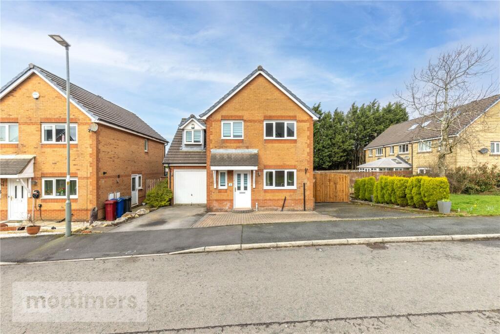 Main image of property: Spinning Avenue, Guide, Blackburn, Lancashire, BB1