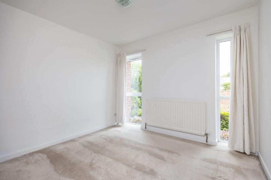 Apartment in Winchester, Hampshire - View 5