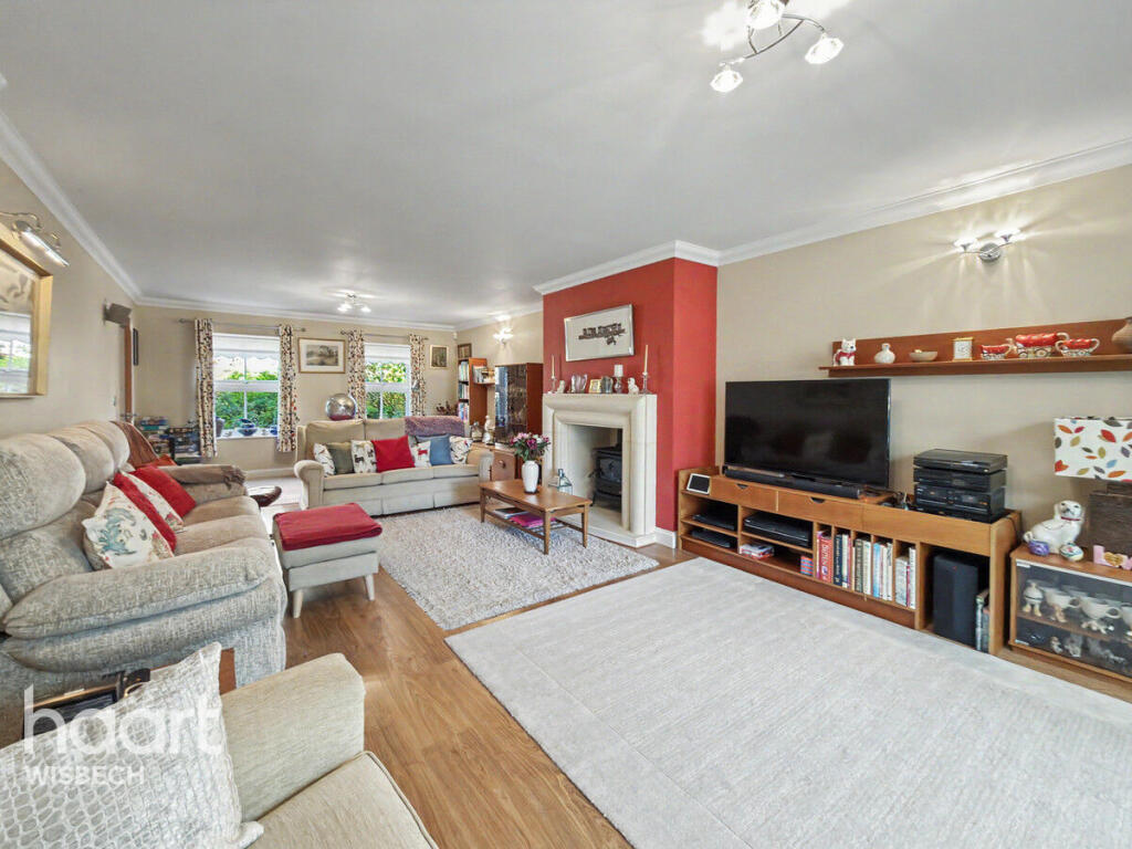 Barton Road, Wisbech photo 2