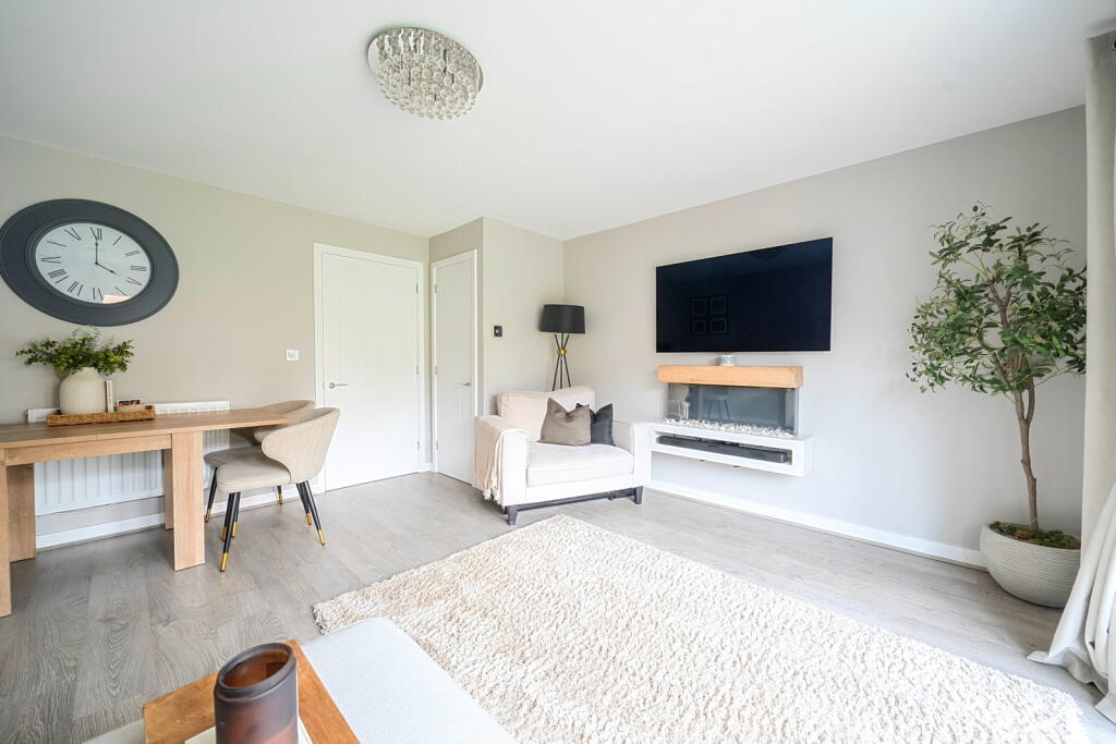 Corbel Rise , Basingstoke RG24 8BT photo 4
