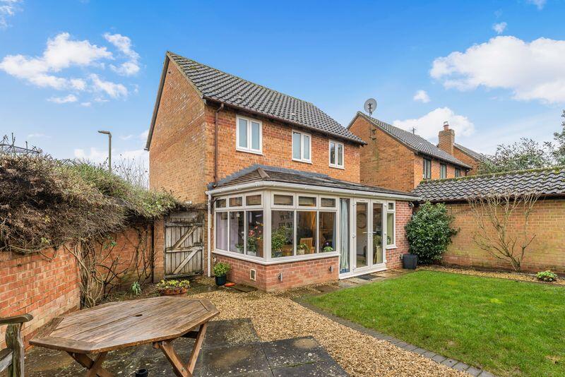 67, Mill Close, Deddington photo 2