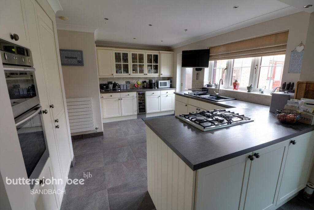 Bowkers Croft, Sandbach photo 3
