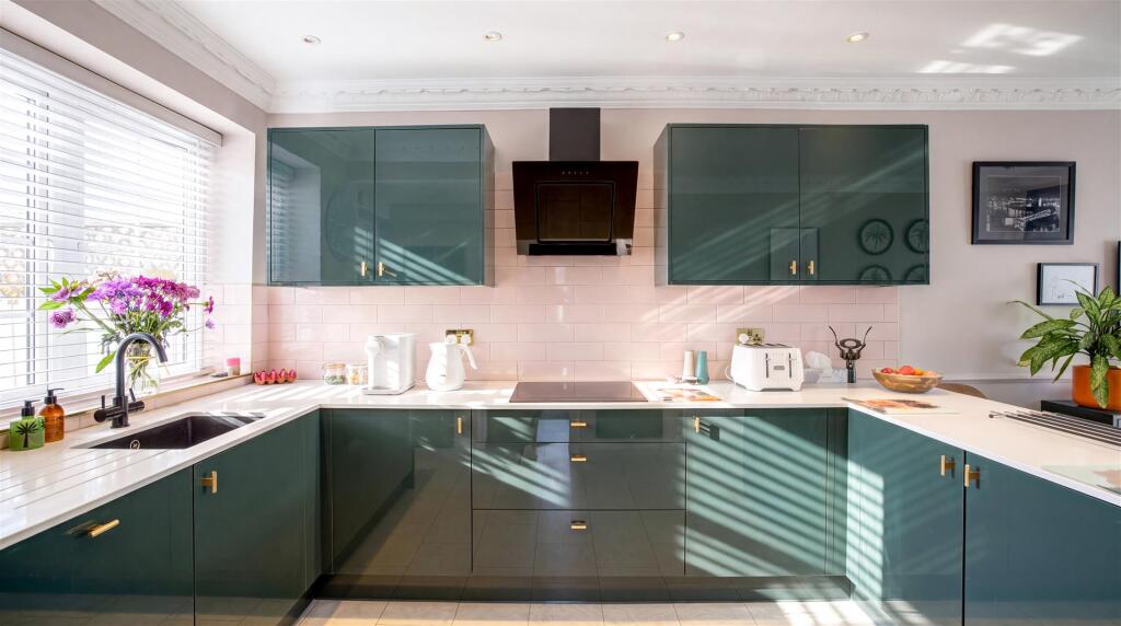 House in North Tyneside, North East - View 4