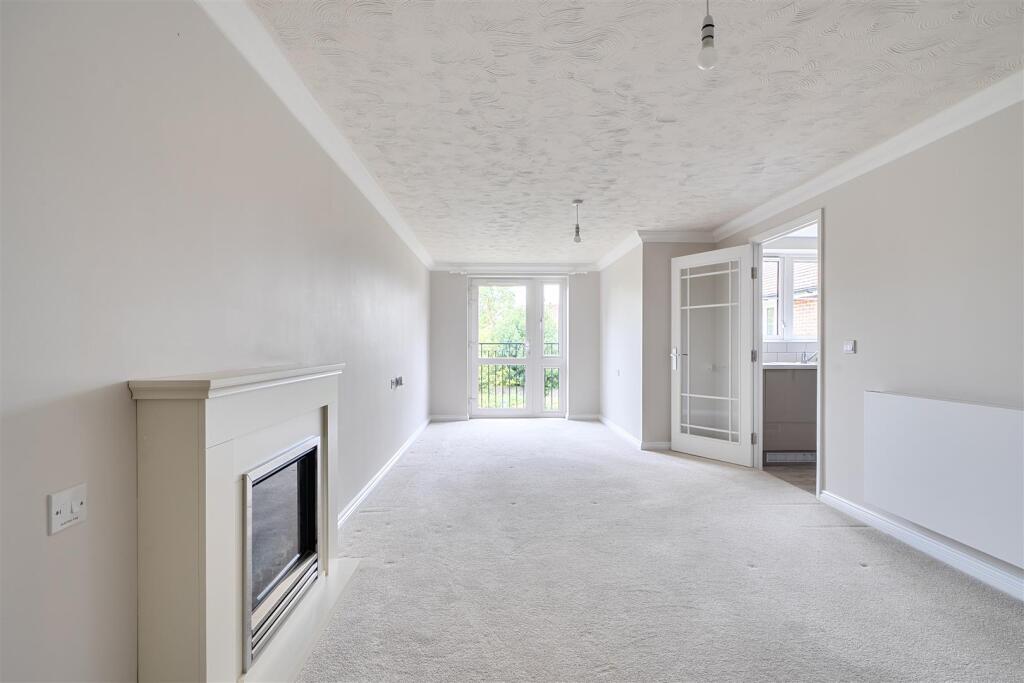 Apartment in London, Selsdon - View 3