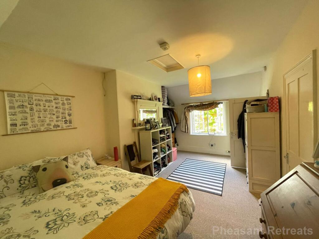 Apartment in Oxford - More