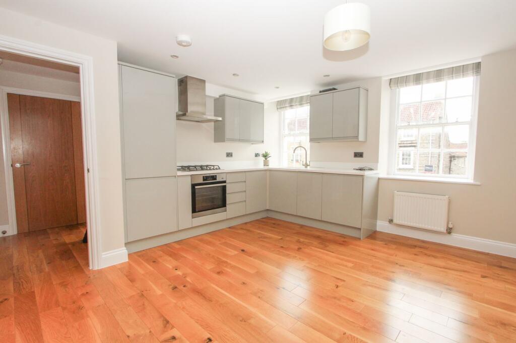 23 Horse Street, Chipping Sodbury, BS37 photo 4