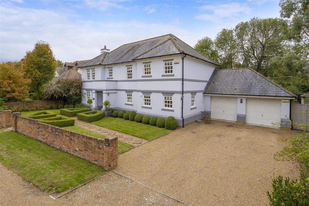 House in Swale, Sheldwich Lees, Sheldwich - View 2