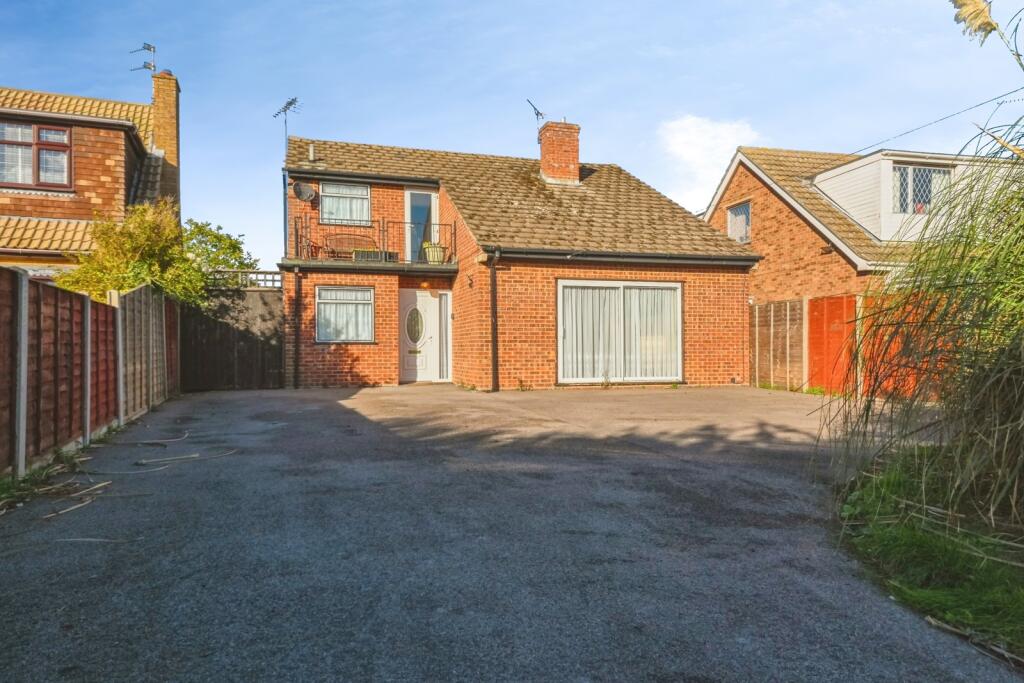 Main image of property: Point Clear Road, St. Osyth, Clacton-on-Sea, Essex, CO16