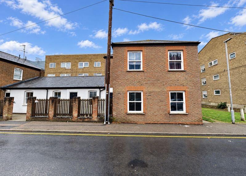 Main image of property: Dumfries Street, Luton