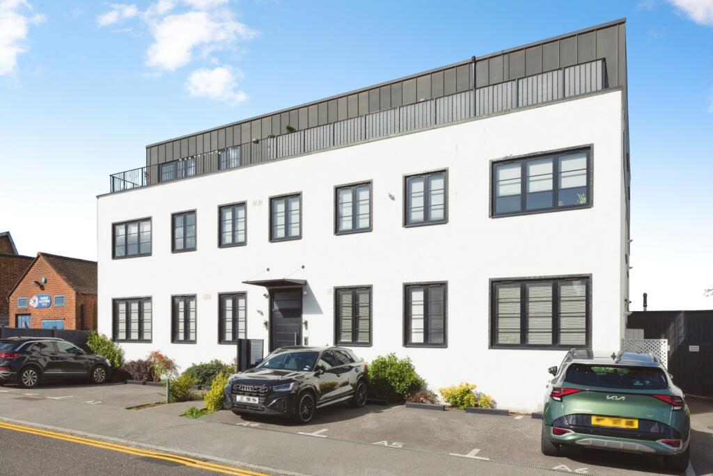 Main image of property: Maybank Road, London, E18