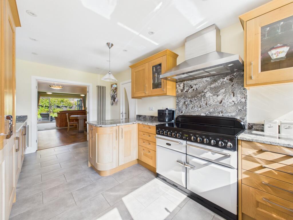 House in Northampton, Abington - View 2