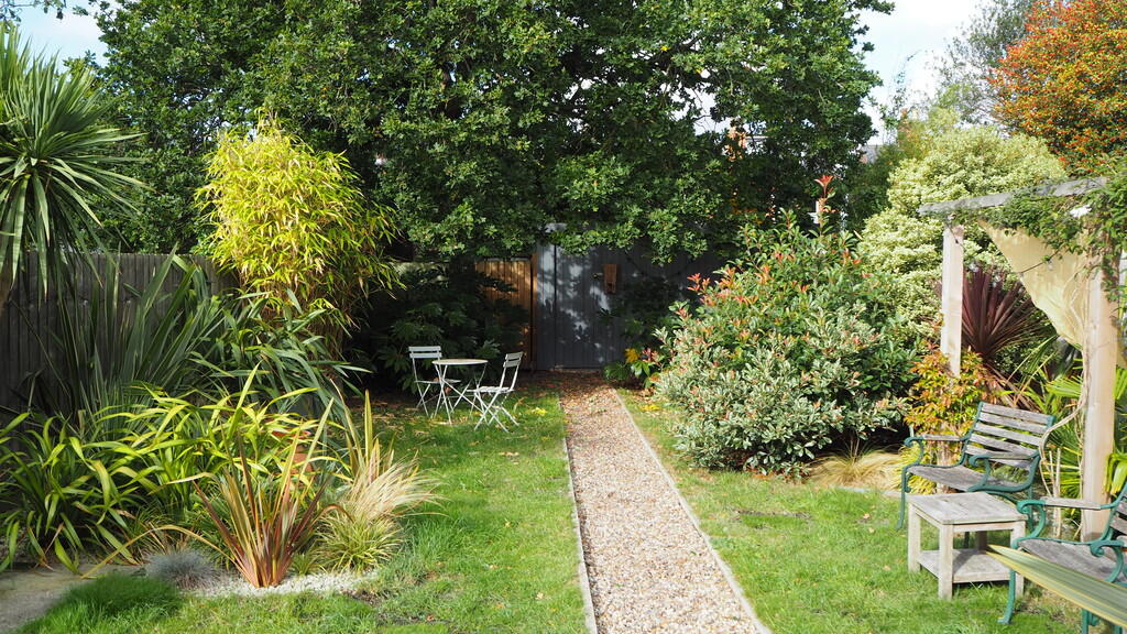Ernest Road, Wivenhoe photo 4