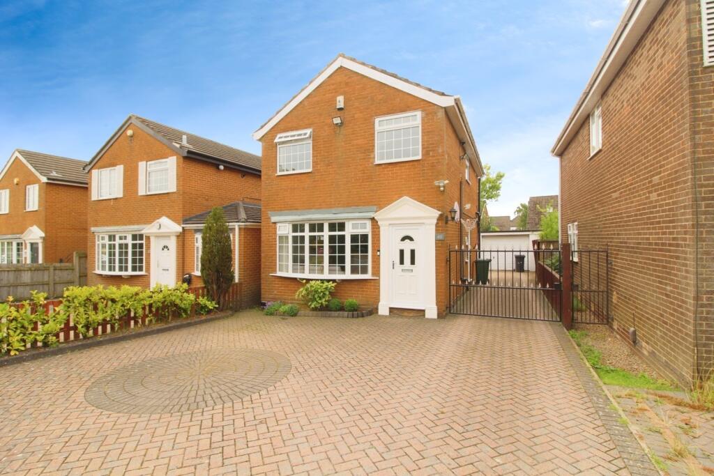 Main image of property: Red Hall Lane, Leeds, West Yorkshire, LS14