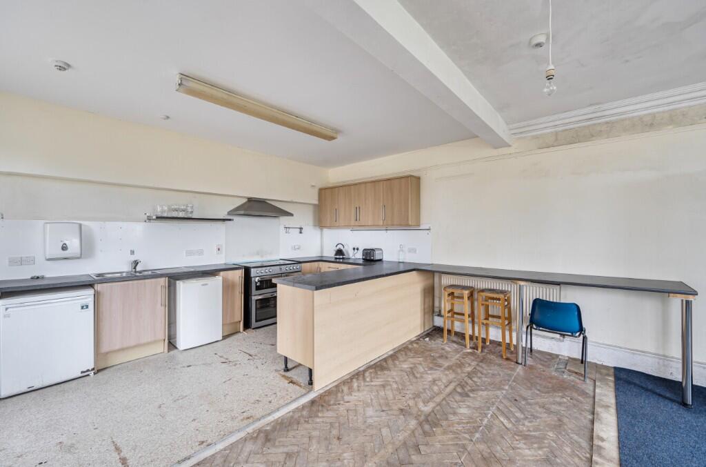 Bruton, Somerset, BA10 - View 4