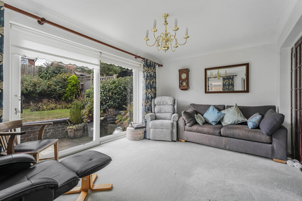 Additional image 5 of Broadstone Road, Harpenden, AL5