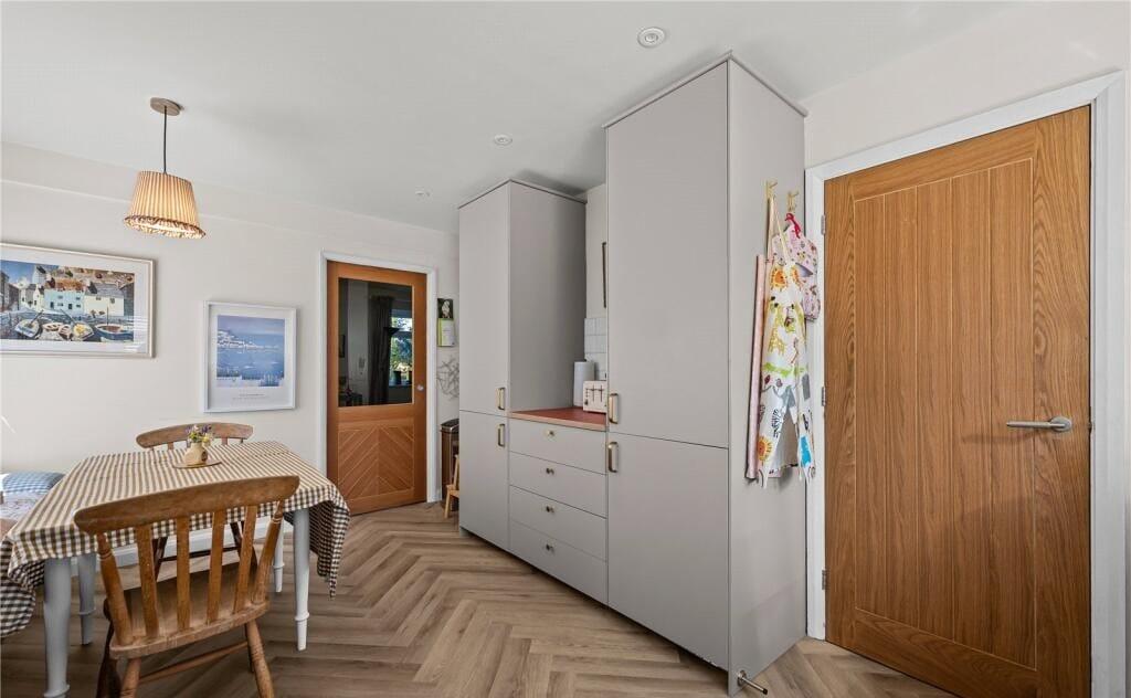 House in Gedling, Ravenshead - More