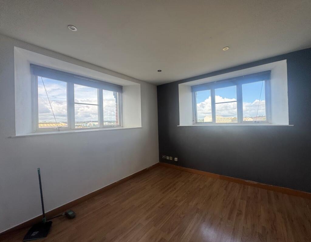 Apartment 44 East Float Quay, Dock Road, Birkenhead, Merseyside, CH41 1DN photo 4