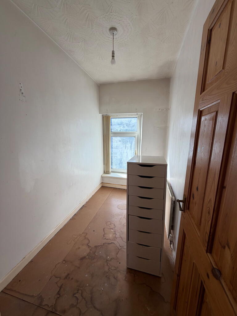 House in Newport - View 2