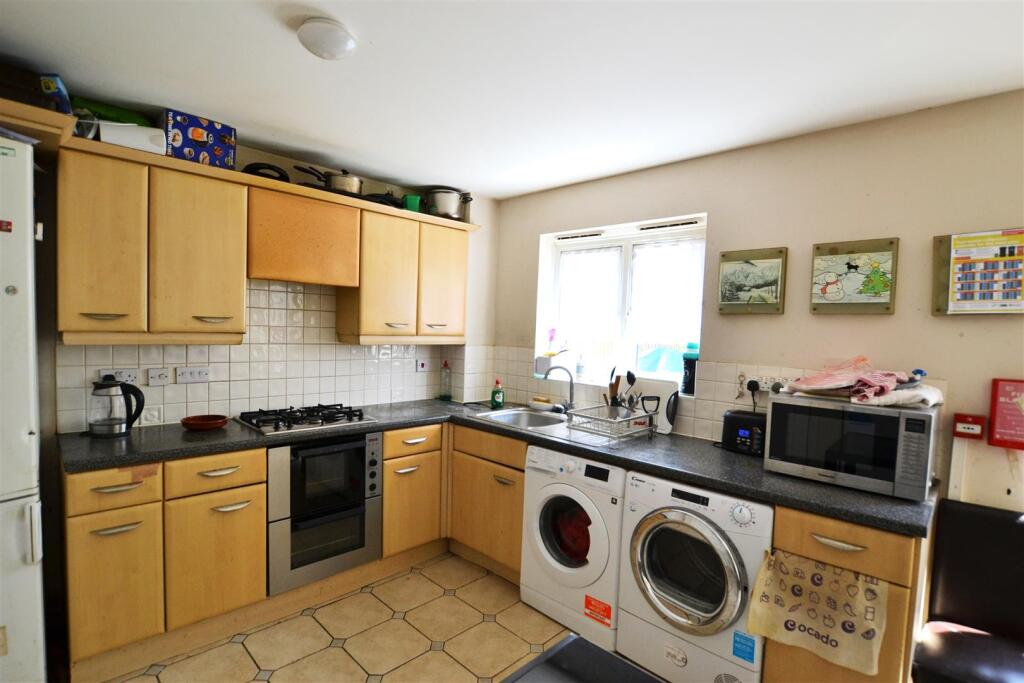House in Hatfield, Hatfield Garden Village - More