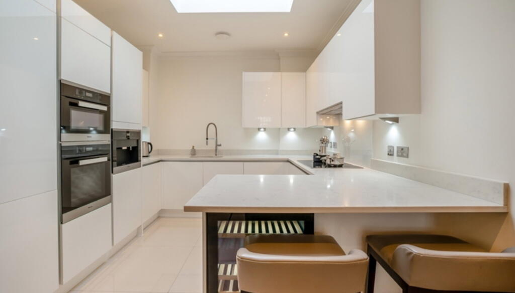 Apartment in London - View 4