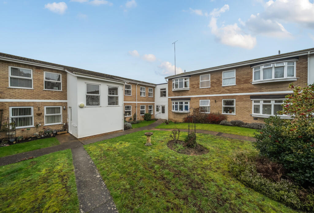 Main image of property: Hatherley Road, Cheltenham, Gloucestershire, GL51